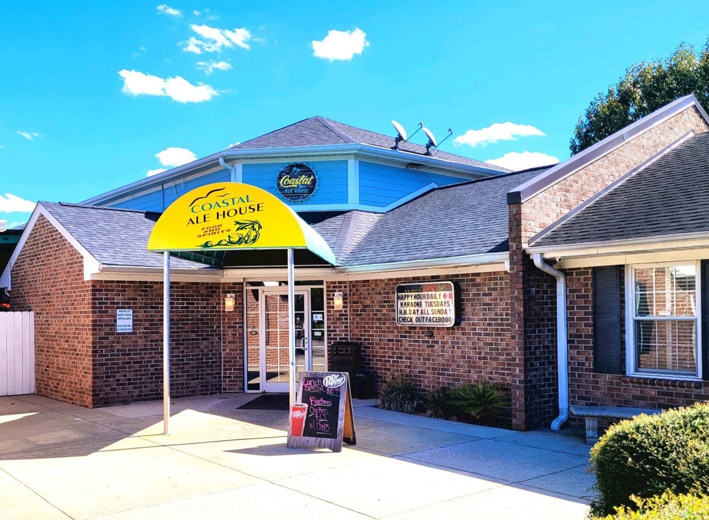 Ale House for Sale โ Conway (172 Seats, 14 Taps)